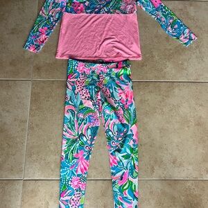 Size XL Lily Pulitzer Colorful Floral Long Sleeve Top and Leggings Set